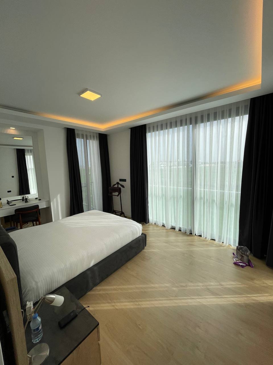 La Isla — Furnished Garden Villa